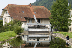 Das Wasserkraftwerk Gündenhausen im Wiesental produziert klimafreundlichen Ökostrom aus Wasserkraft für rund 400 Haushalte.