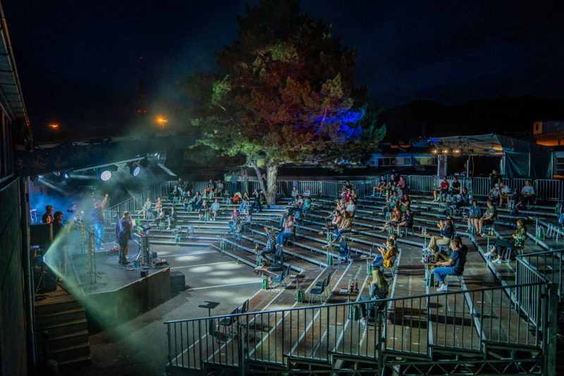 Open-Air-Bühne vom Veranstaltungstechniker Tecstage in Freiburg
