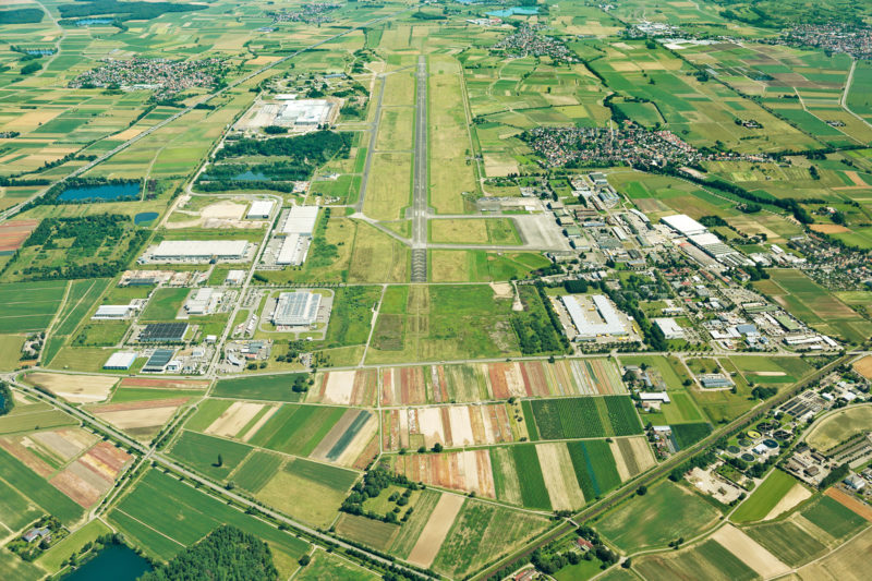 Industrie auf dem Lahrer Flugplatz Luftbild