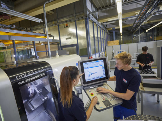 Im Bildungszentrum der IHK in Offenburg werden Azubis für die Arbeit im Betrieb qualifiziert.