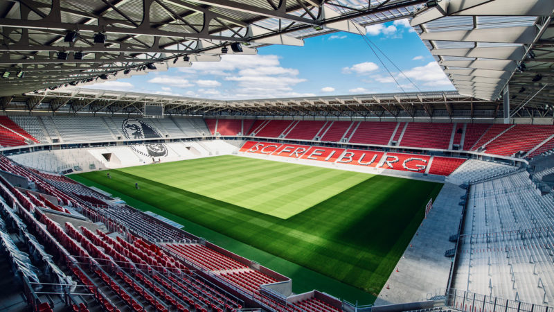 Das neue Stadion ist größer als das alte, derzeit aber doch zu klein.