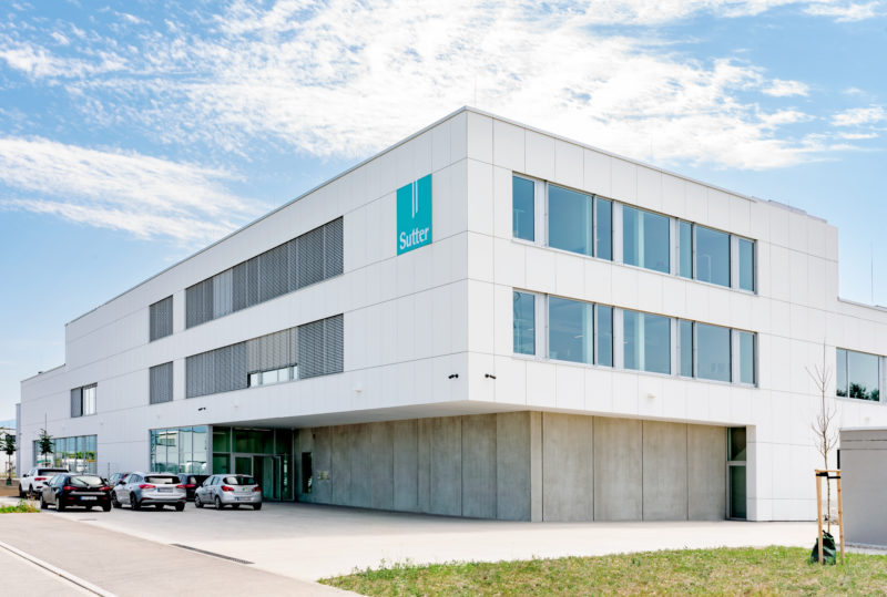 Außenansicht Firmengebäude Sutter Medizintechnik