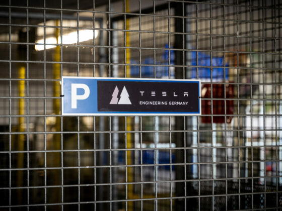 Tesla hat weiter einen Entwicklungsstandort auf der Haid. Foto: Santiago Fanego