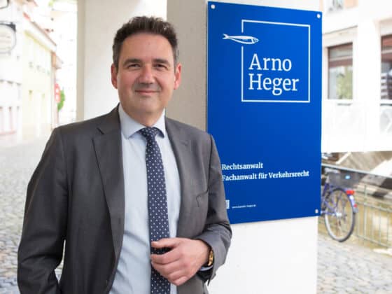 Anwalt Arno Heger