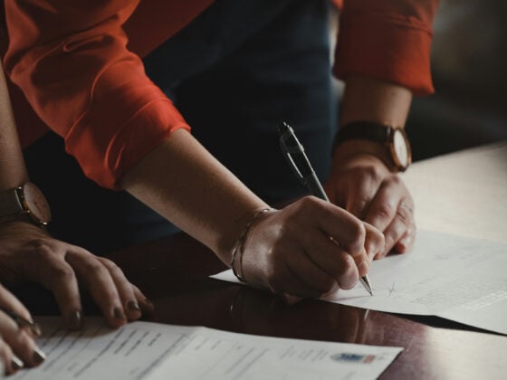 Vertragsunterzeichnung