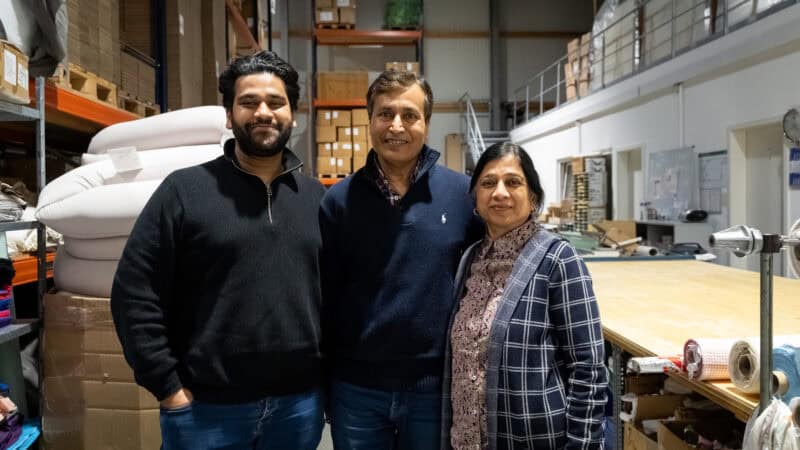 Familie Gupta Firma Joyfill