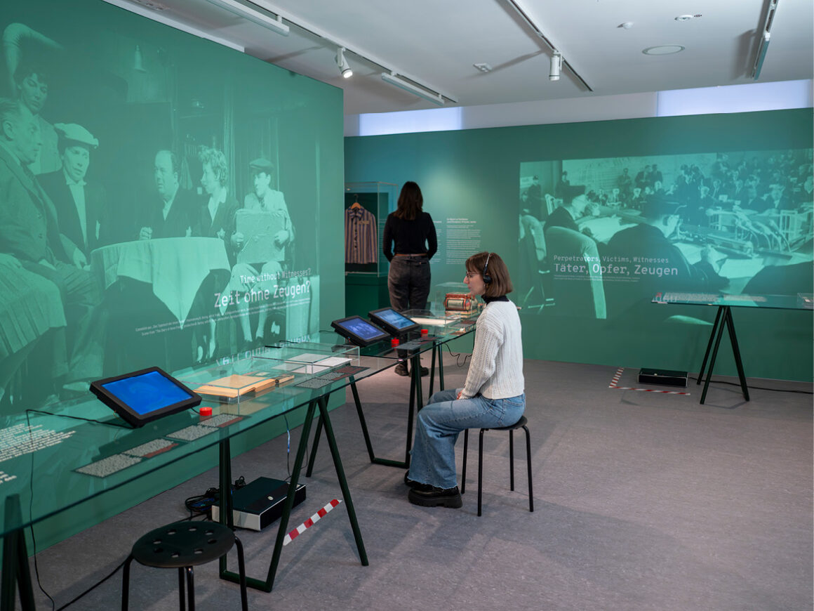 Zeitzeugen-Ausstellung