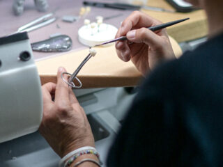 Veredelung in Dentallabor Dentestetics