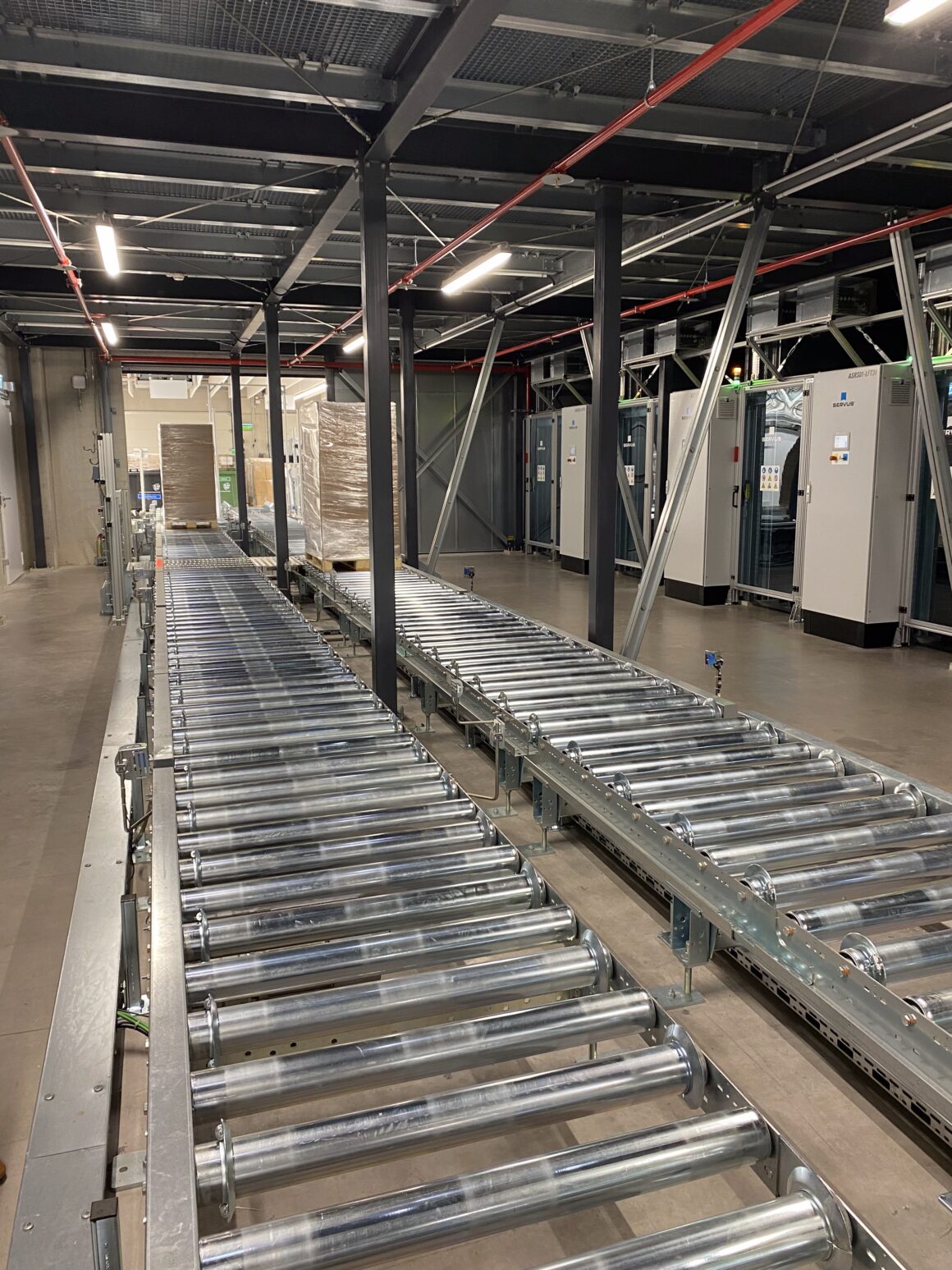 Förderband im Logistikbereich bei Intuitive Freiburg